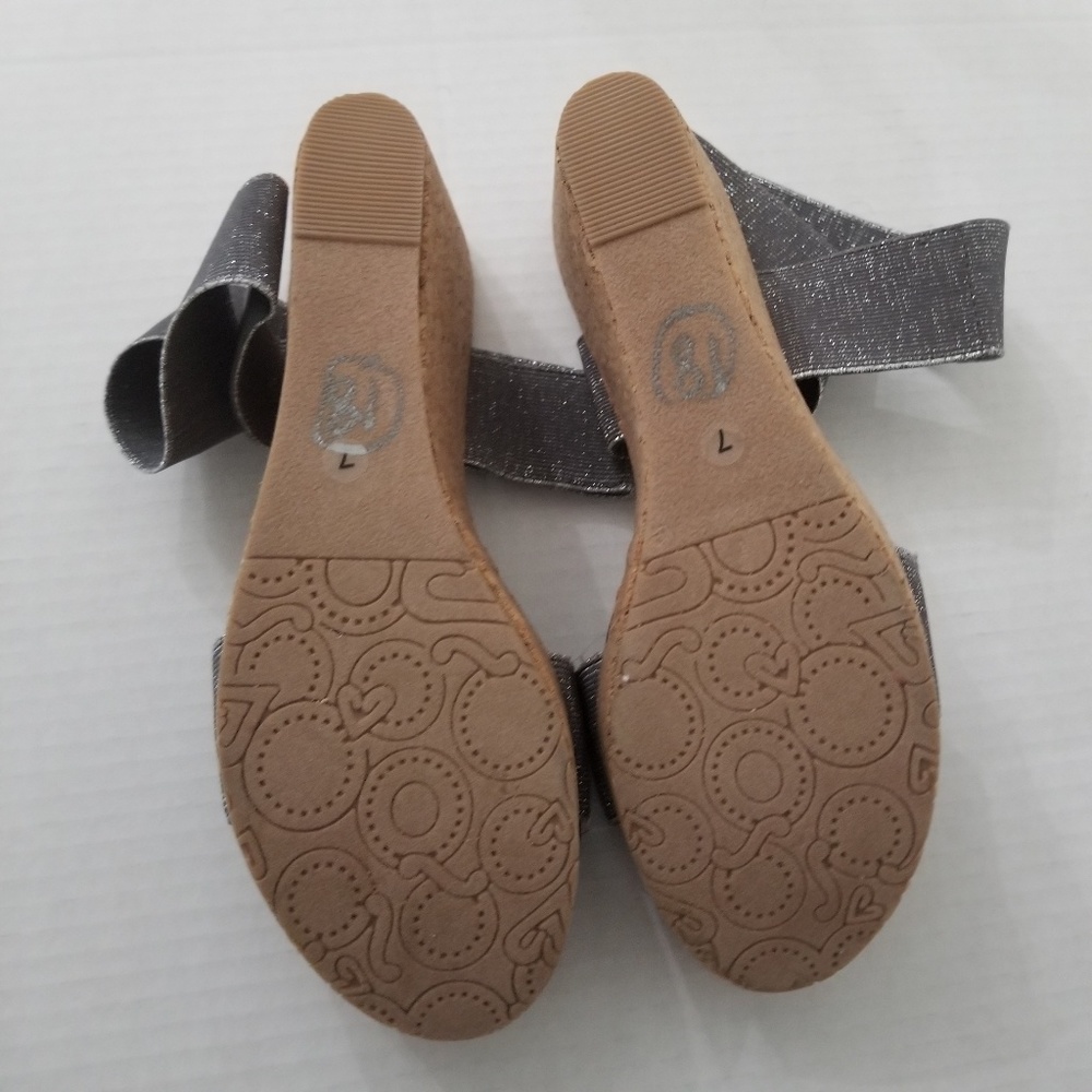 Volatile Grey Cork Heels with Sparkles - Picture 5 of 5